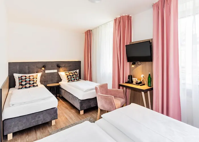 Home Hotel
