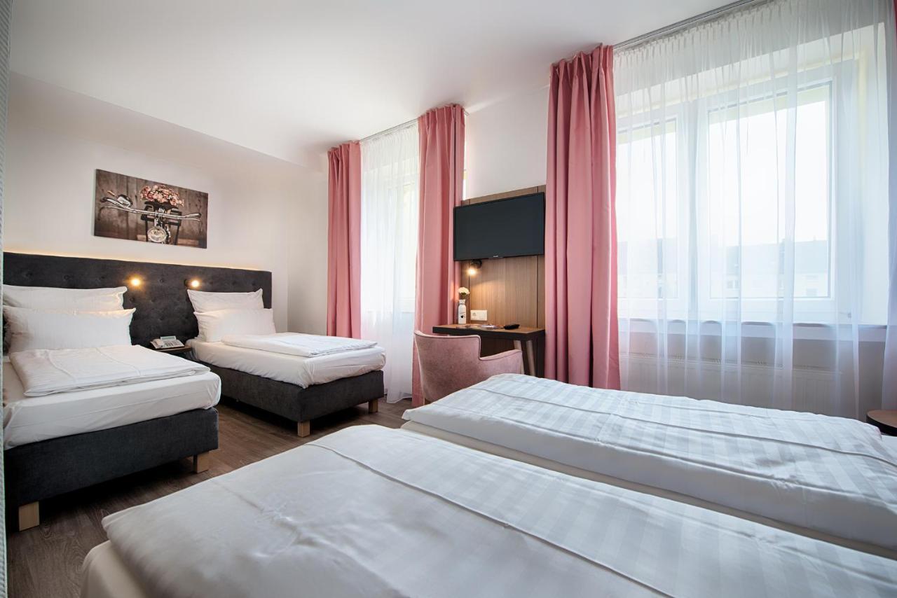 Home Hotel Hotel 3*