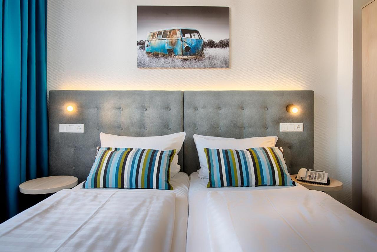 Home Hotel Hotel