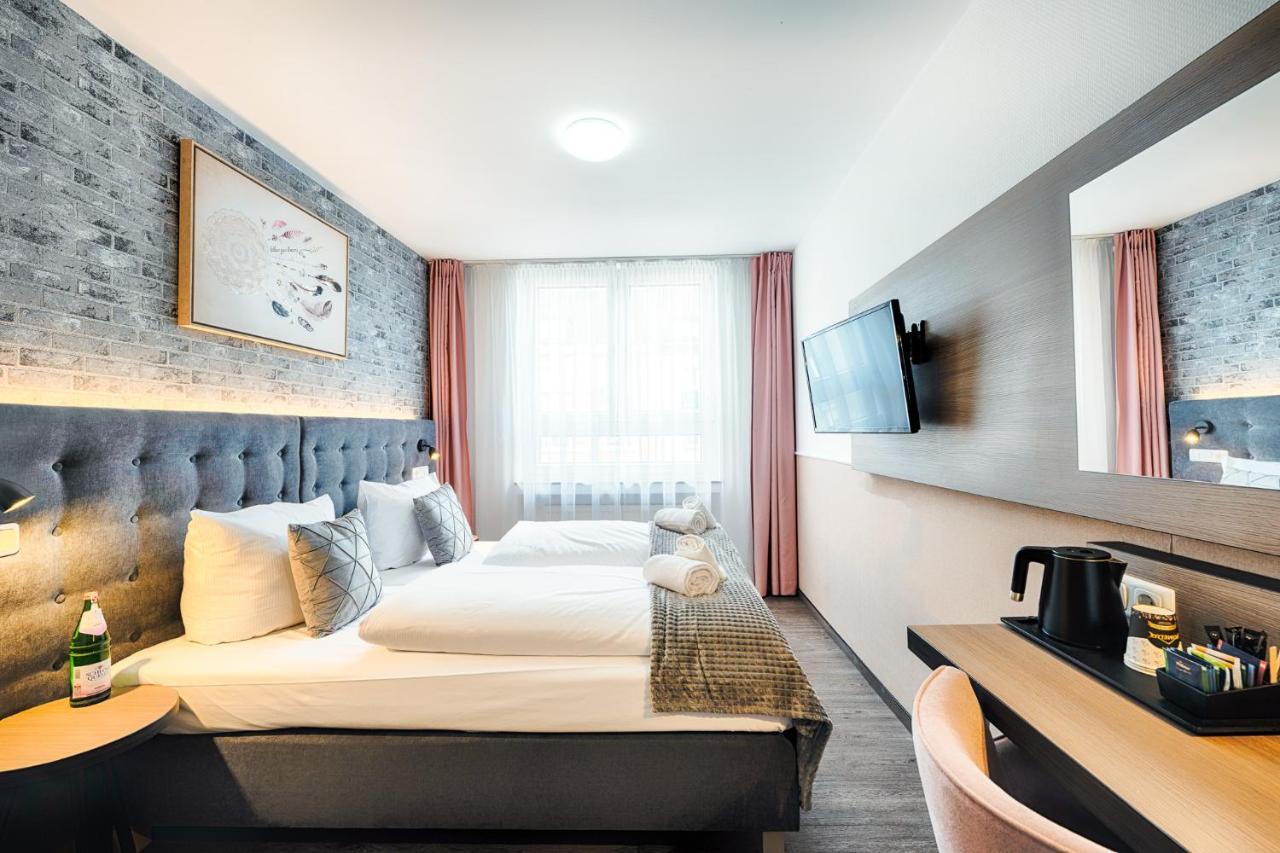 Hotel Home Hotel