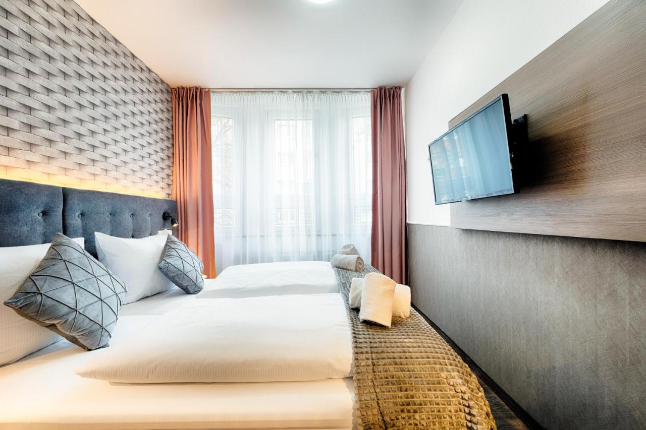 Home Hotel 3*